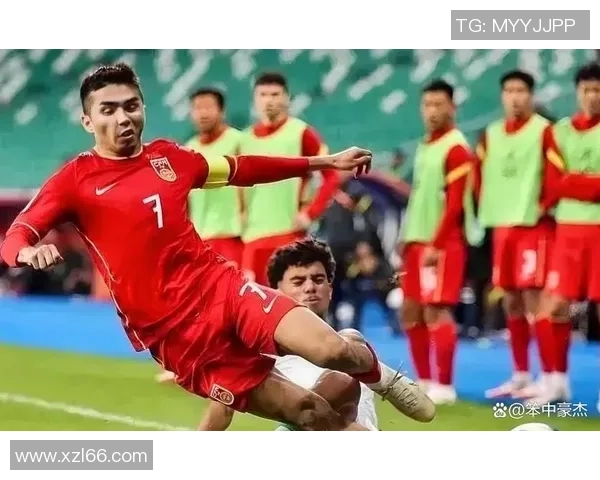 新疆足球历史上的首位球星与其崛起的辉煌历程回顾