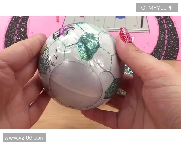 足球明星签名卡盲盒揭晓球迷珍藏珍品全新体验助力收藏爱好者探索独特惊喜 足球明星签名卡盲盒揭晓球迷珍藏珍品全新体验助力收藏爱好者探索独特惊喜